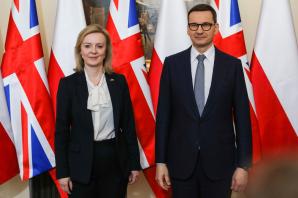 Premier rozmawiał o pomocy dla Ukrainy z minister spraw zagranicznych Wielkiej Brytanii