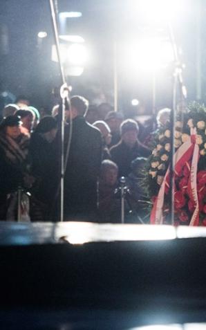 Premier Beata Szydło: Bądźmy świadkami pamięci