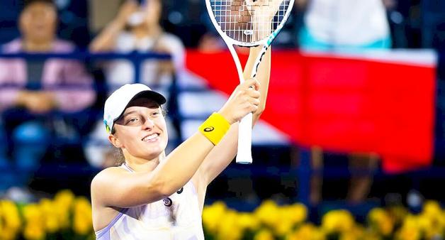 Indian Wells: Iga Świątek po ciężkiej walce pokonuje Kanadyjkę, tym samym awansując do 1/8 finału!